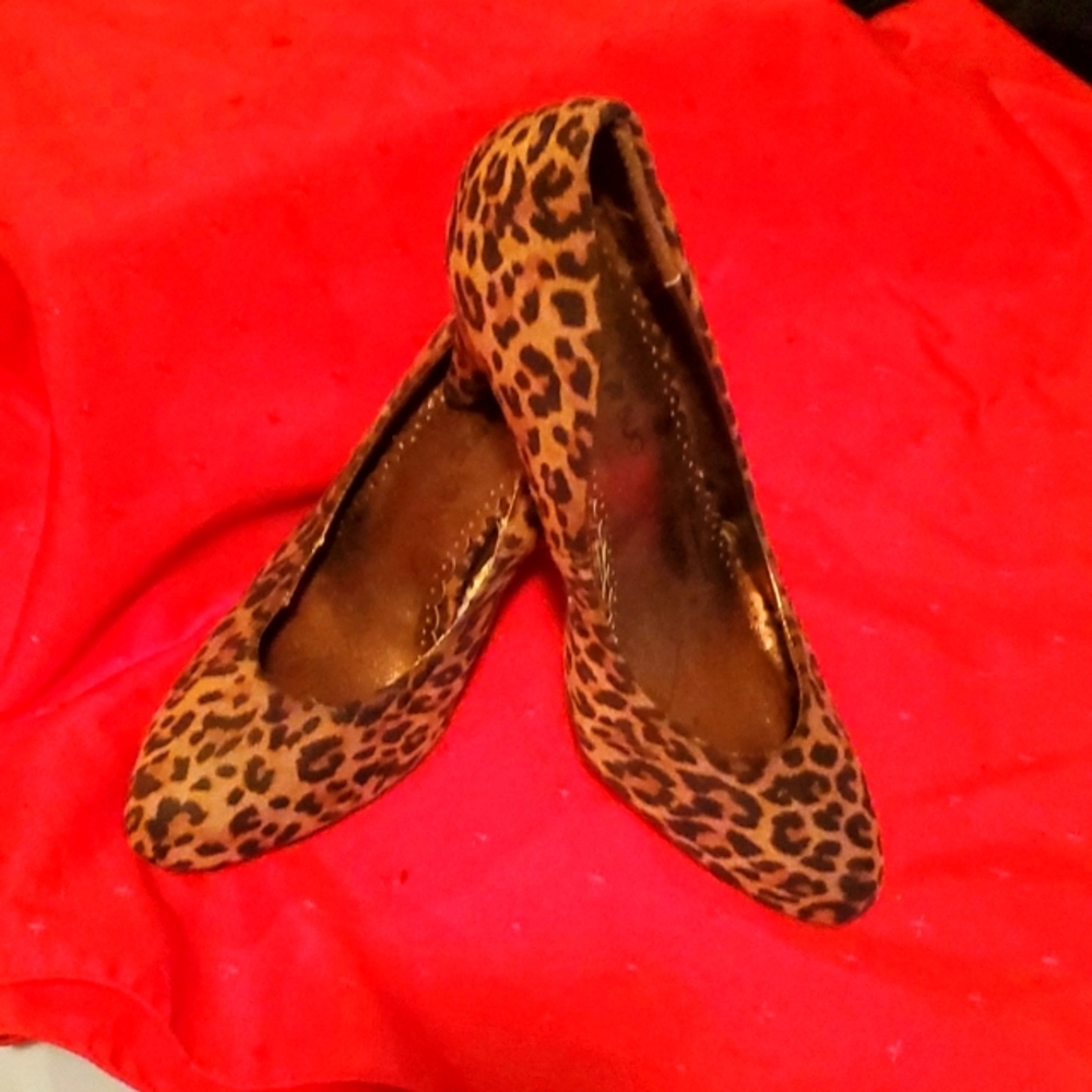 fashionbug leopard print heels size 8w